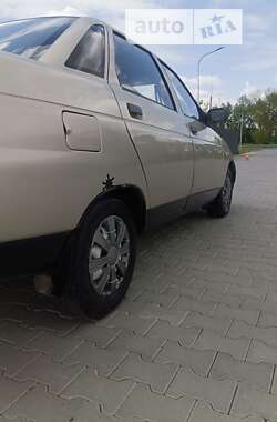 Седан ВАЗ / Lada 2110 2001 в Летичеве