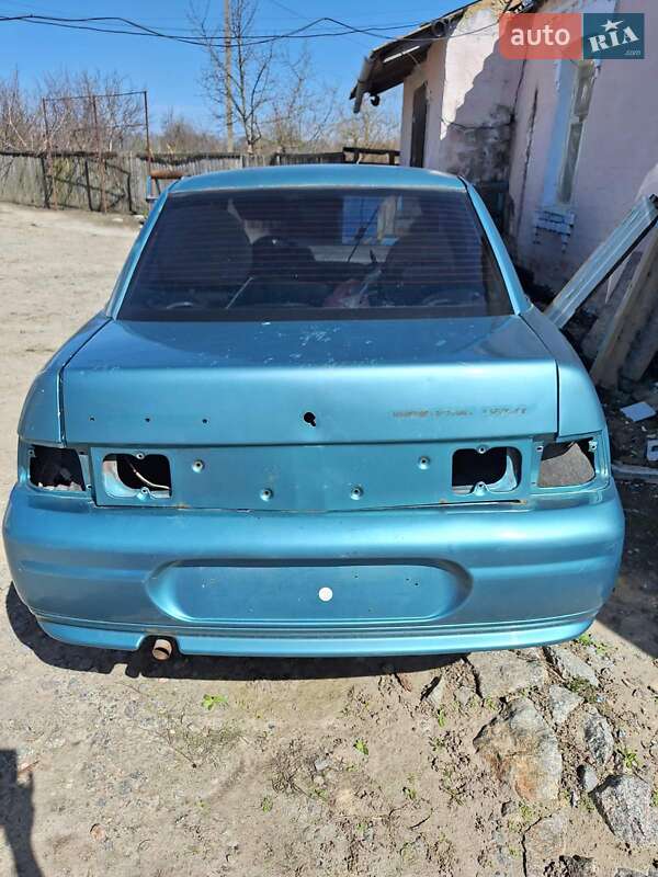 Седан ВАЗ / Lada 2110 2001 в Києві
