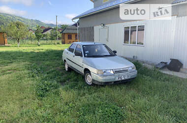 Седан ВАЗ / Lada 2110 2000 в Верховине