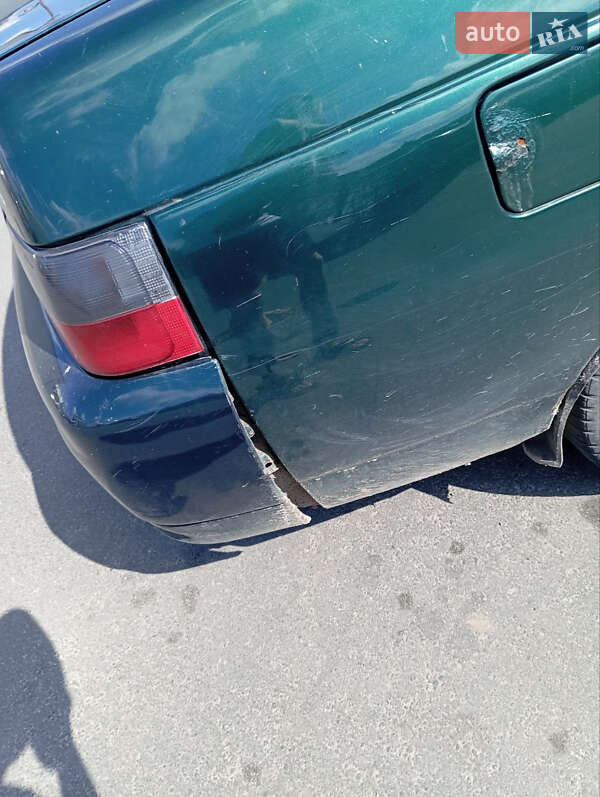 Седан ВАЗ / Lada 2110 2003 в Богодухове