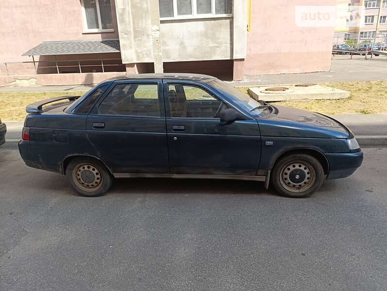 Седан ВАЗ / Lada 2110 2002 в Харькове