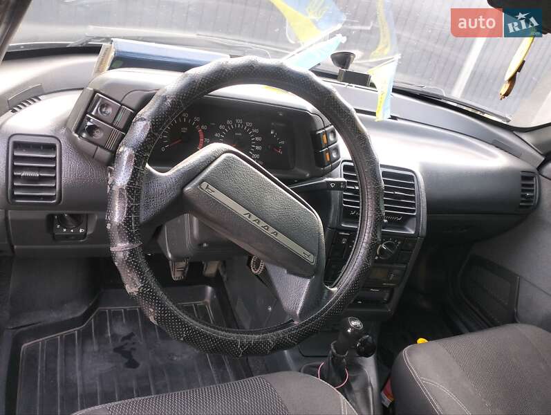 Седан ВАЗ / Lada 2110 2005 в Днепре