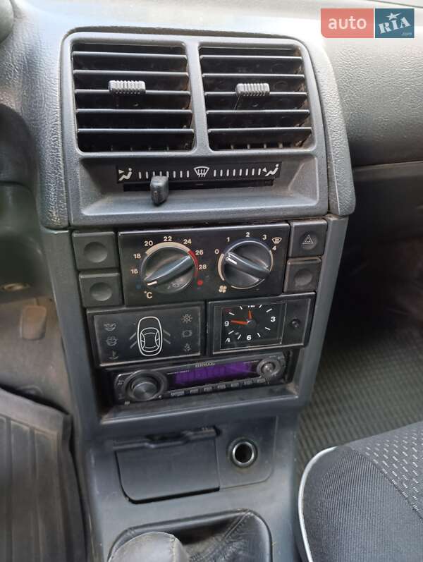 Седан ВАЗ / Lada 2110 2005 в Александрие