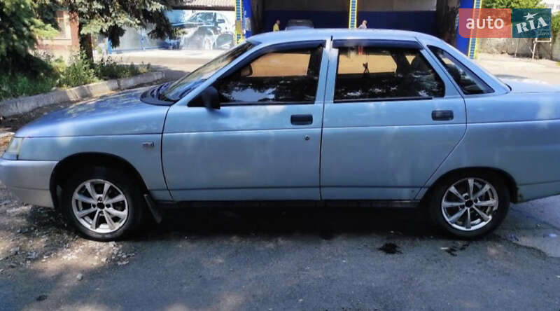 Седан ВАЗ / Lada 2110 2001 в Харькове