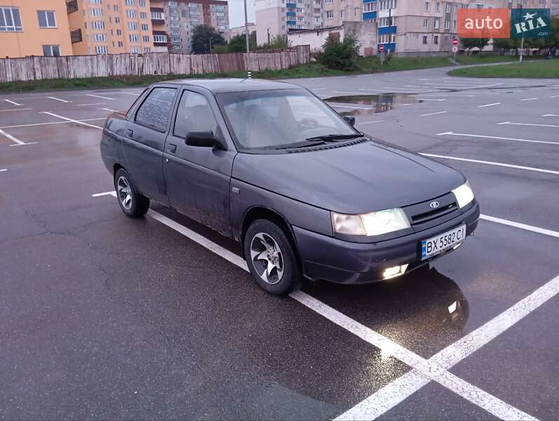 ВАЗ / Lada 2110 2001