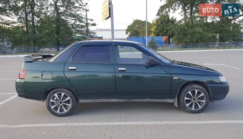 Седан ВАЗ / Lada 2110 2004 в Одессе