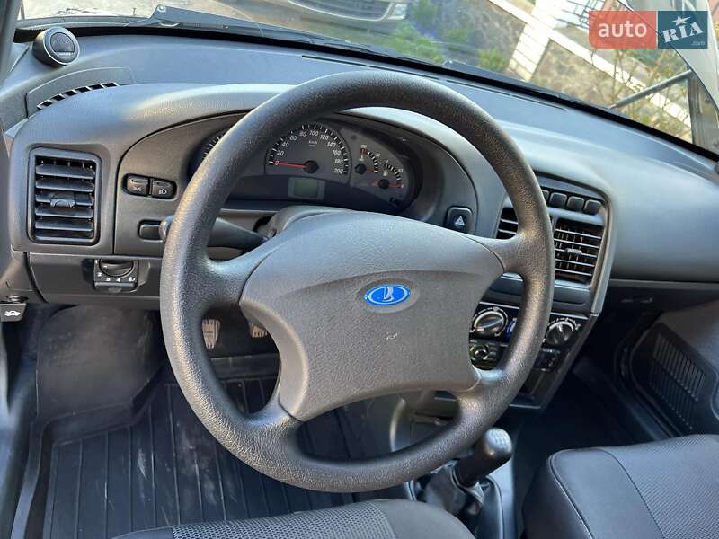 Седан ВАЗ / Lada 2110 2009 в Хмельницком фото 6 Седан ВАЗ / Lada 2110 2009 в Хмельницком