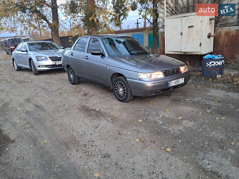 Седан ВАЗ / Lada 2110 2006 в Змиеве фото 6 Седан ВАЗ / Lada 2110 2006 в Змиеве