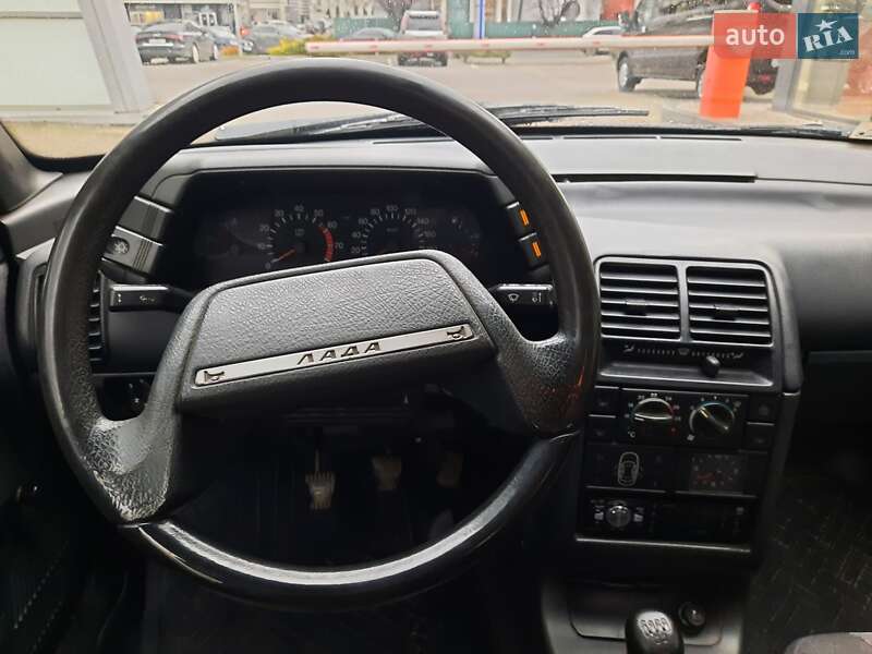 Седан ВАЗ / Lada 2110 2001 в Хмельницькому