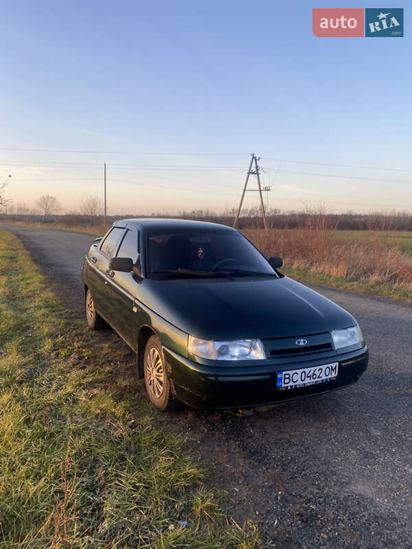 Седан ВАЗ / Lada 2110 2002 в Жовтанцах