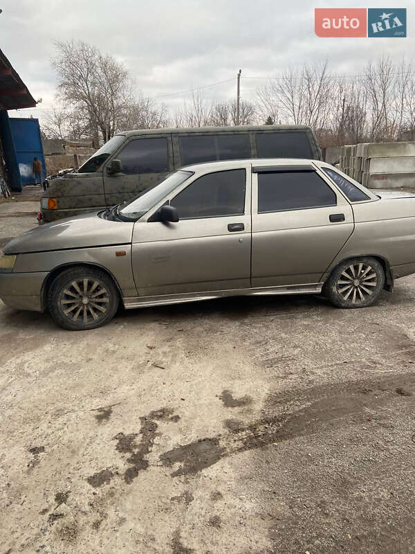 Седан ВАЗ / Lada 2110 2000 в Павлограде