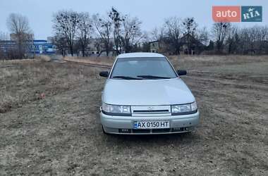 Седан ВАЗ 2110 2001 в 