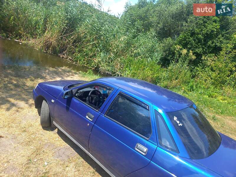 Седан ВАЗ / Lada 2110 2001 в Первомайске