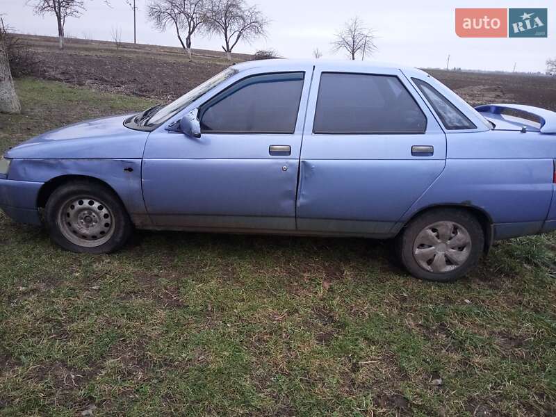 Седан ВАЗ / Lada 2110 2001 в Дубно