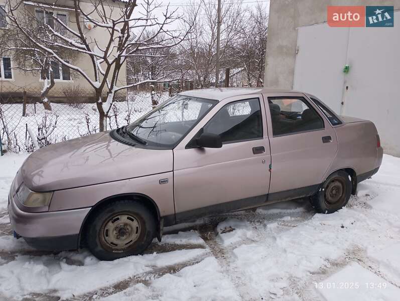 Седан ВАЗ / Lada 2110 2001 в Самборе