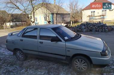 Седан ВАЗ / Lada 2110 2001 в 