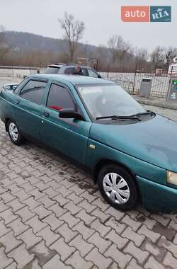 Седан ВАЗ / Lada 2110 2001 в Чернівцях