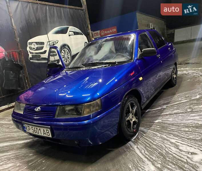 Седан ВАЗ / Lada 2110 2001 в Томаківці