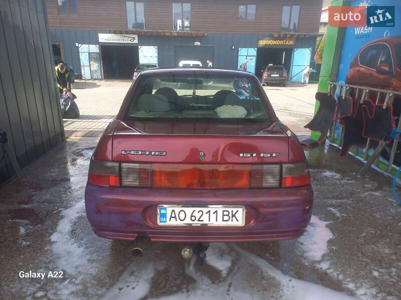 Седан ВАЗ / Lada 2110 2004 в Ивано-Франковске