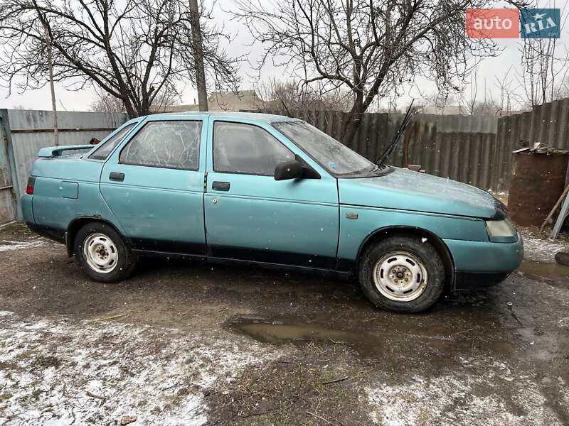 Седан ВАЗ / Lada 2110 2000 в Гайсине