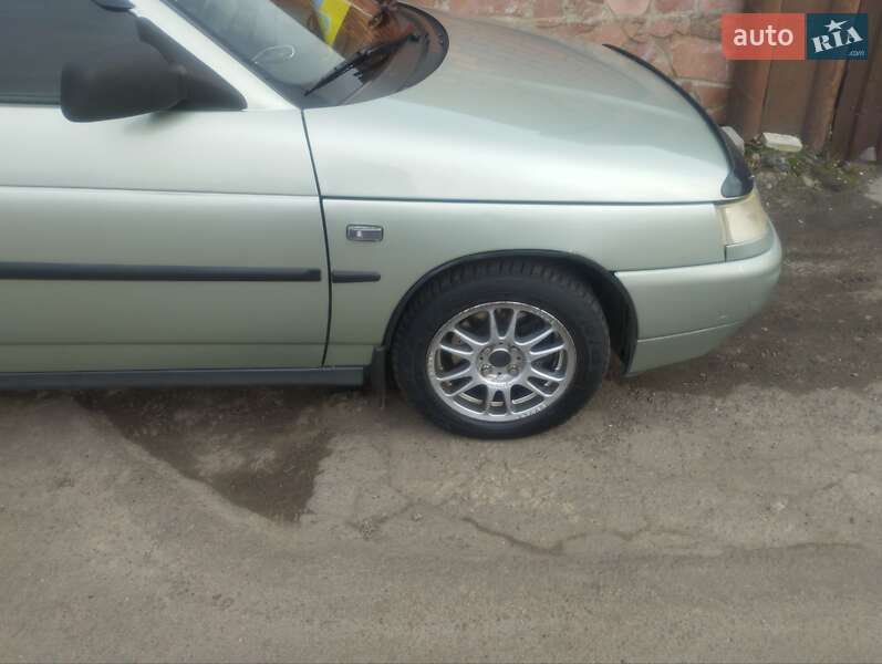 Седан ВАЗ / Lada 2110 2005 в Киеве