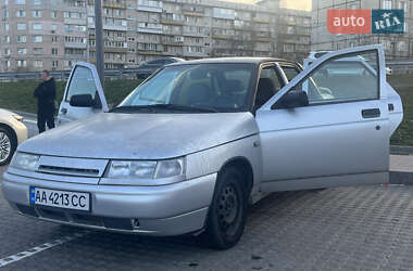 Седан ВАЗ / Lada 2110 2004 в Киеве