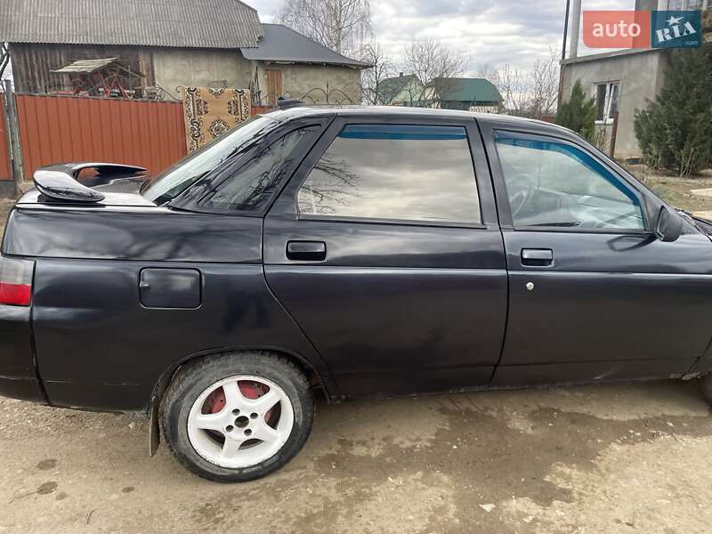 Седан ВАЗ / Lada 2110 2005 в Черновцах