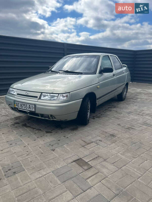 Седан ВАЗ / Lada 2110 2002 в Вольногорске