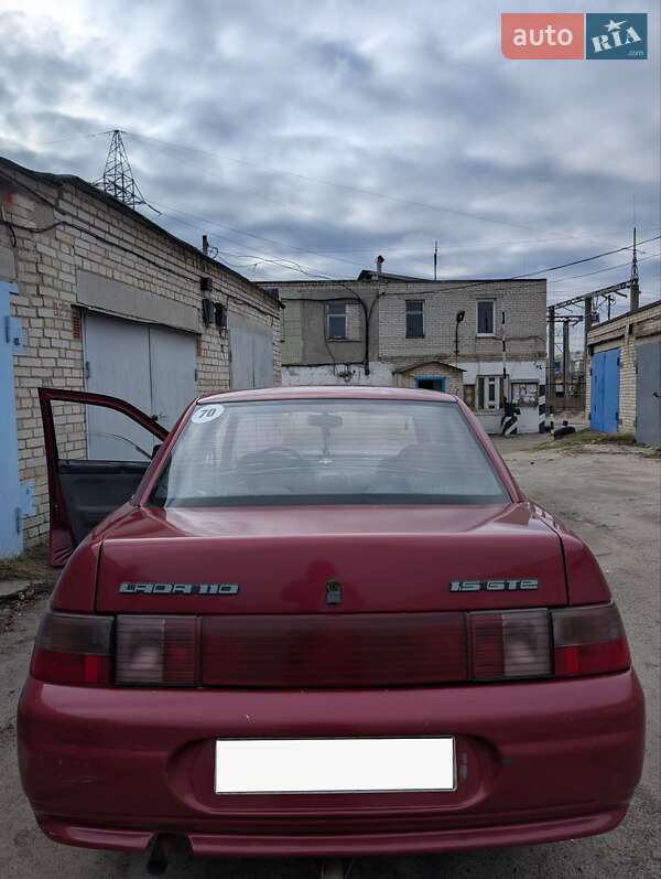 Седан ВАЗ / Lada 2110 2001 в Сумах