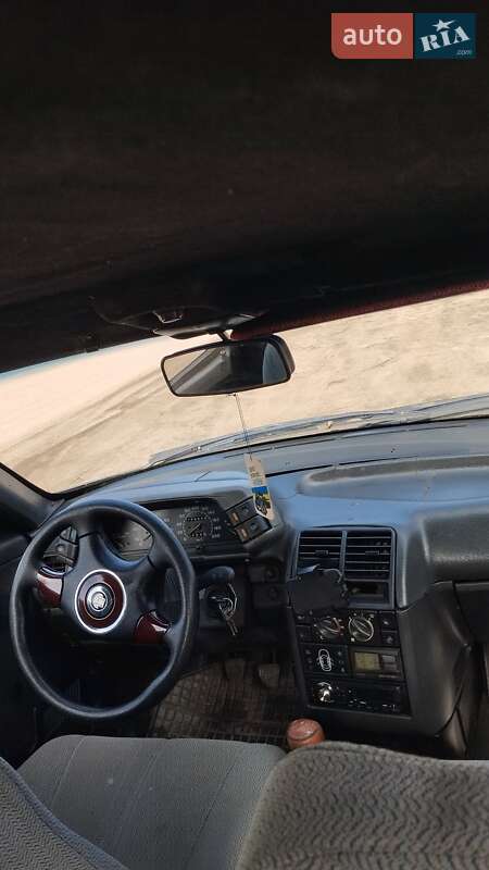 Седан ВАЗ / Lada 2110 2001 в Бобринце фото 14 Седан ВАЗ / Lada 2110 2001 в Бобринце