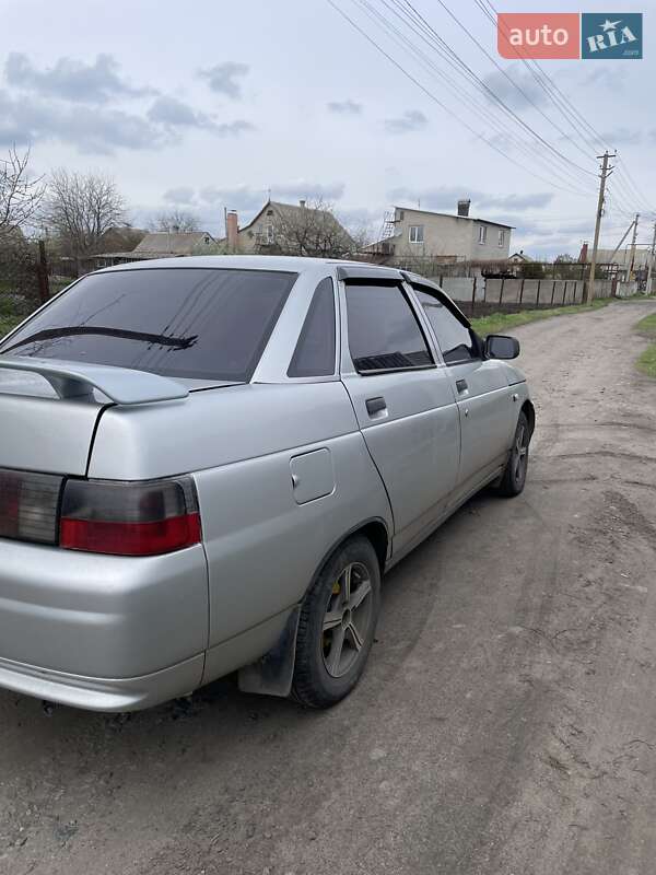 Седан ВАЗ / Lada 2110 2001 в Днепре