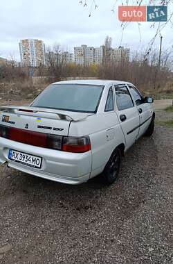 Седан ВАЗ 2110 2002 в 