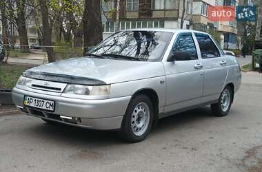 Седан ВАЗ 2110 2004 в 