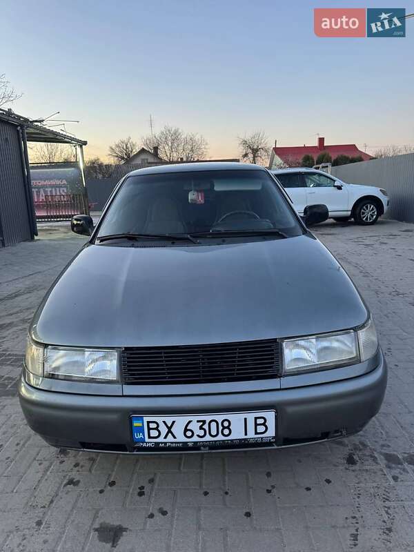 Седан ВАЗ / Lada 2110 2005 в Острозі