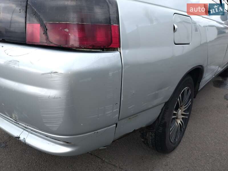 Седан ВАЗ / Lada 2110 2003 в Киеве