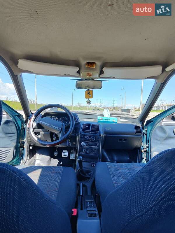 Седан ВАЗ / Lada 2110 2001 в Одессе