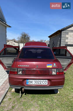 Седан ВАЗ 2110 2001 в 