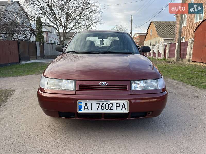 Седан ВАЗ / Lada 2110 1999 в Прилуках