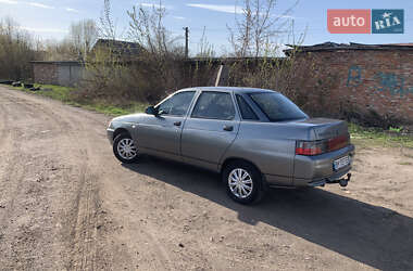 Седан ВАЗ 2110 2005 в 
