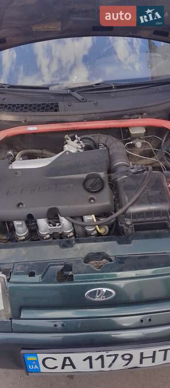 Седан ВАЗ / Lada 2110 2002 в Черкассах