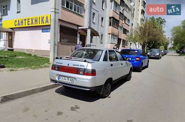 Седан ВАЗ / Lada 2110 2002 в 
