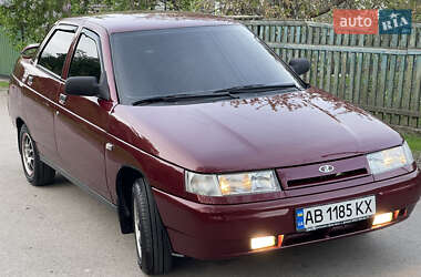 Седан ВАЗ 2110 2004 в 