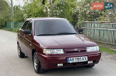 Седан ВАЗ 2110 2004 в 
