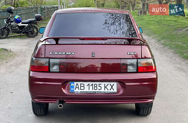 Седан ВАЗ 2110 2004 в 