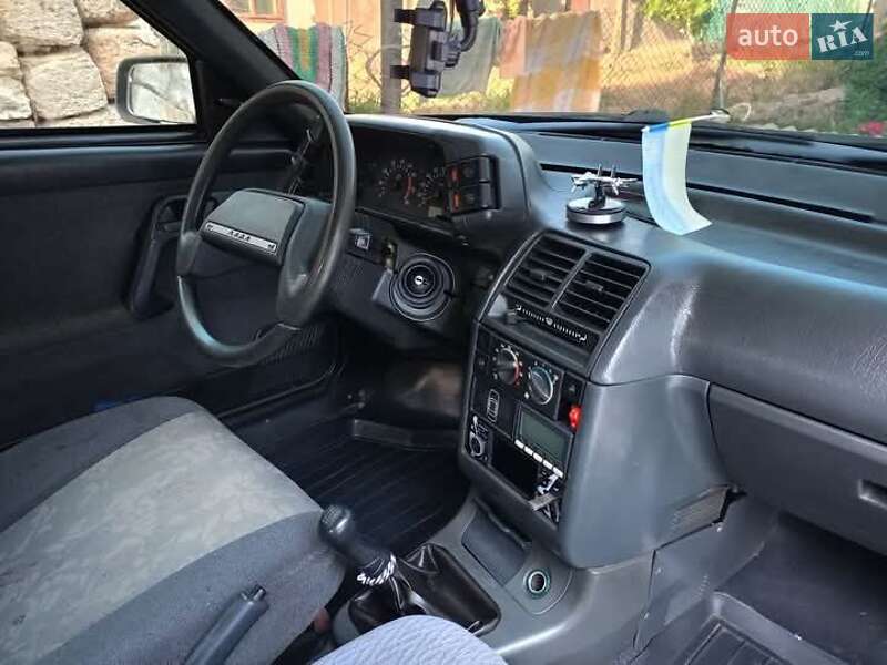 Седан ВАЗ / Lada 2110 2003 в Роздільній