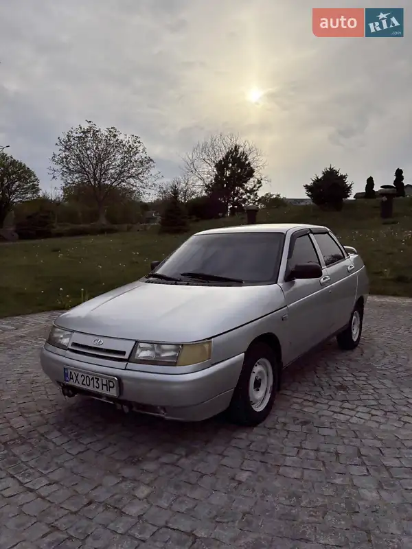 ВАЗ / Lada 2110