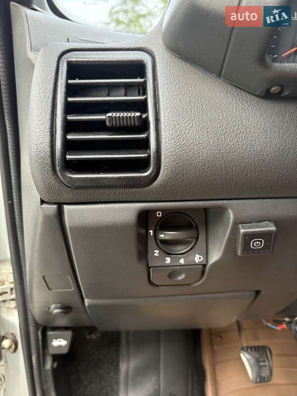 Седан ВАЗ / Lada 2110 2002 в Харкові