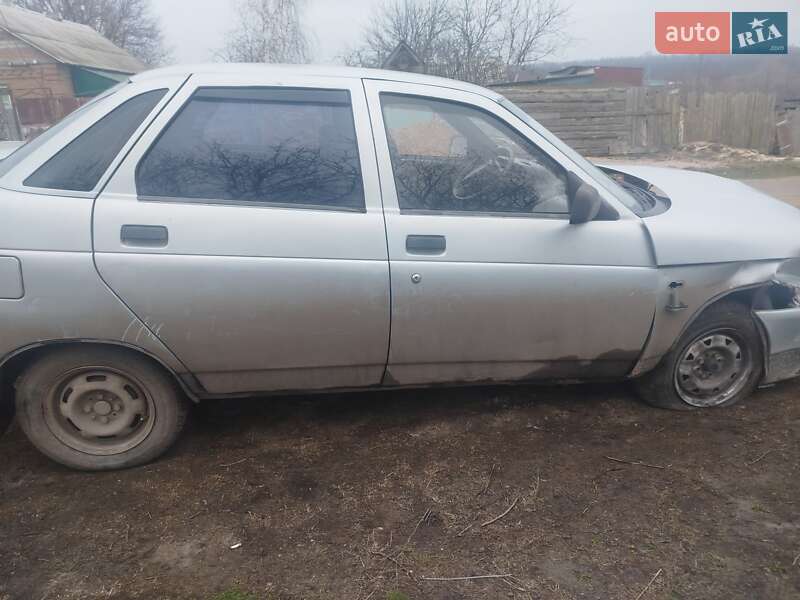 Седан ВАЗ / Lada 2110 2001 в Кропивницком фото 5 Седан ВАЗ / Lada 2110 2001 в Кропивницком
