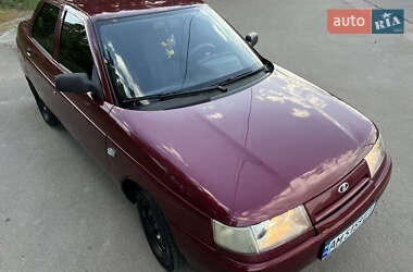 Седан ВАЗ 2110 2005 в 