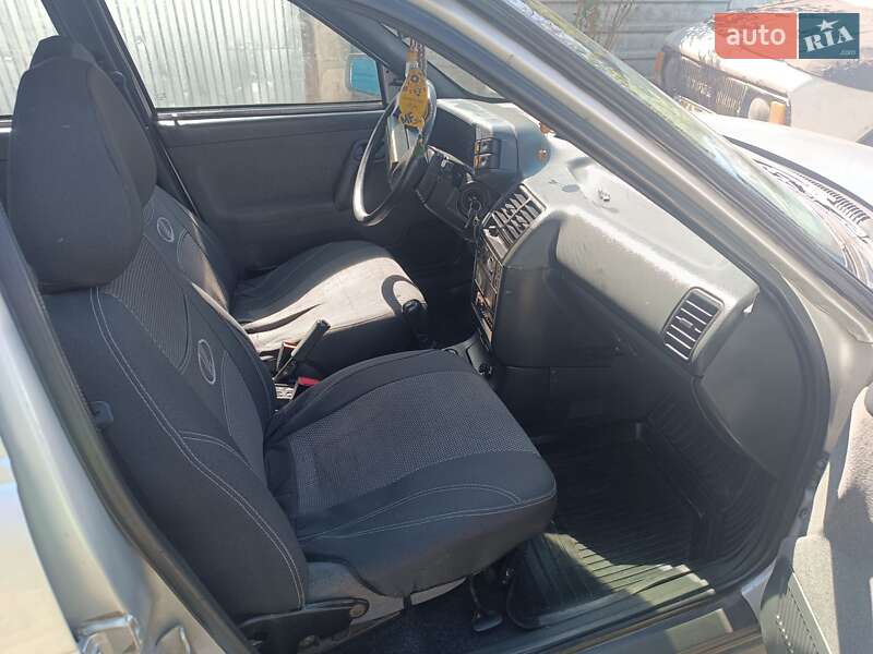 Седан ВАЗ / Lada 2110 2006 в Вороновице